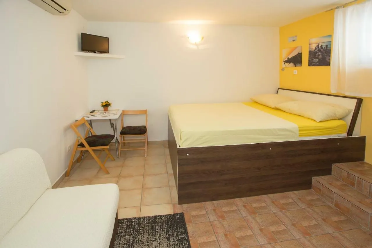 Room Dioklecijan 스플리트 3*,
